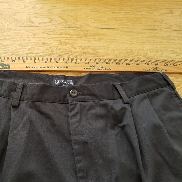 Izod Mens 39x27 Chino Pants Khaki Dark Navy Blue Pleated Cotton EUC - Picture 6 of 9